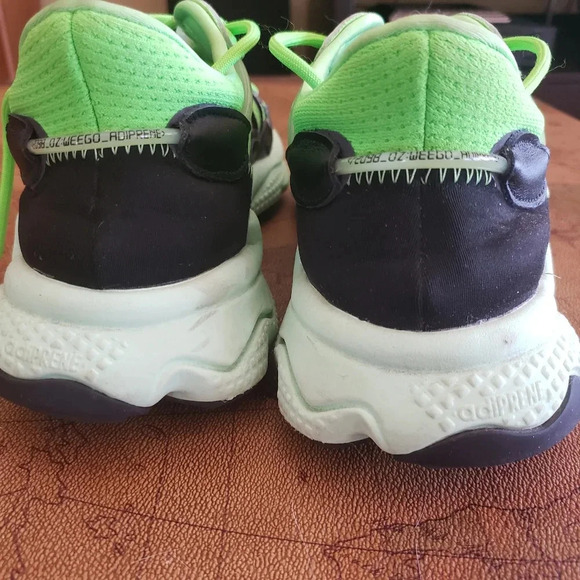 *ADIDAS Originals OZWEEGO, Acid green, size 9.5 - Picture 9 of 11